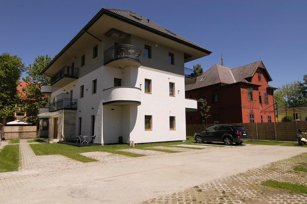 Hotel Corso Siófok Exterior foto