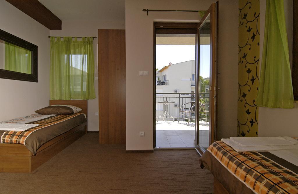 Hotel Corso Siófok Zimmer foto
